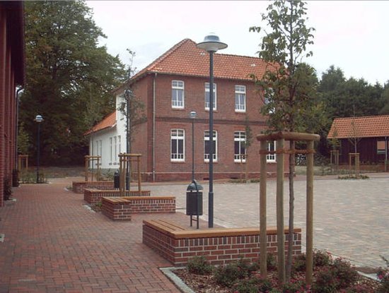 Entry 33 Image 2